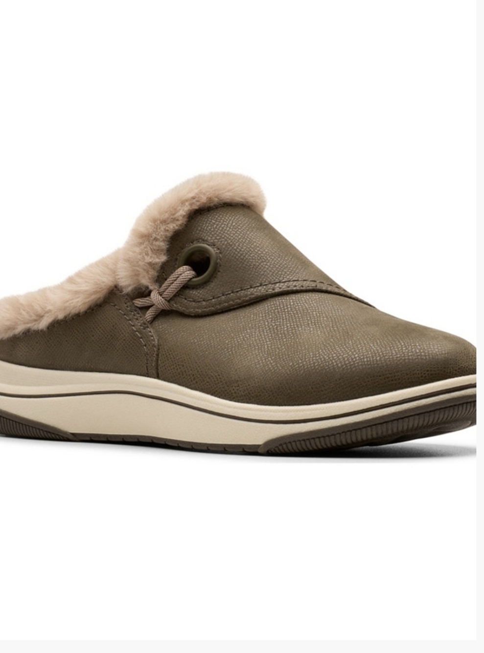 Clarks Cloudsteppers Breeze Myth Slippers